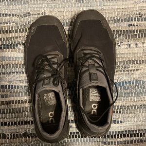 On Running Waterproof Trail Running Sneakers